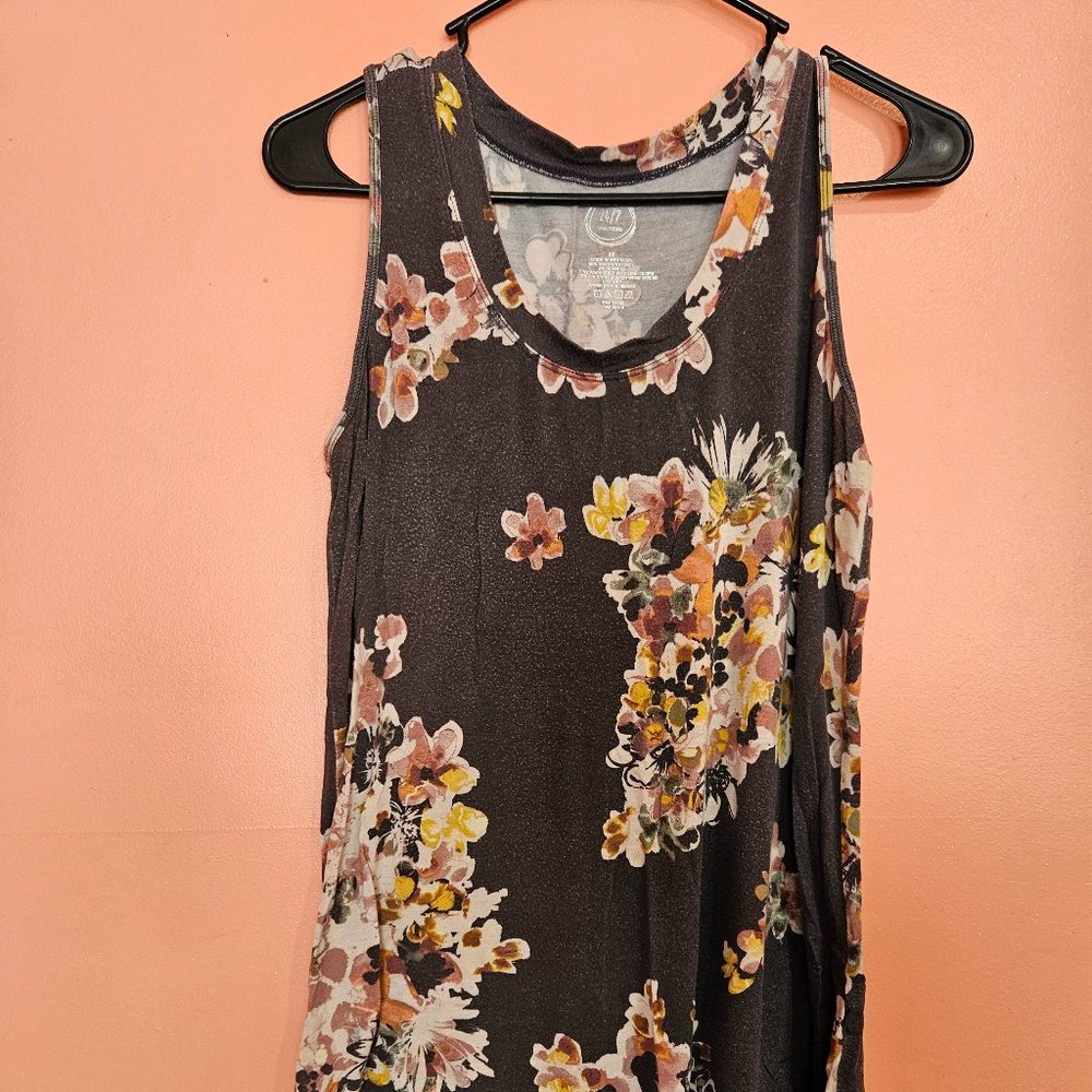 Maurices Medium 24/7 flowy tank top